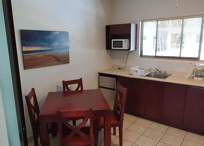 Marina Loft 212 *